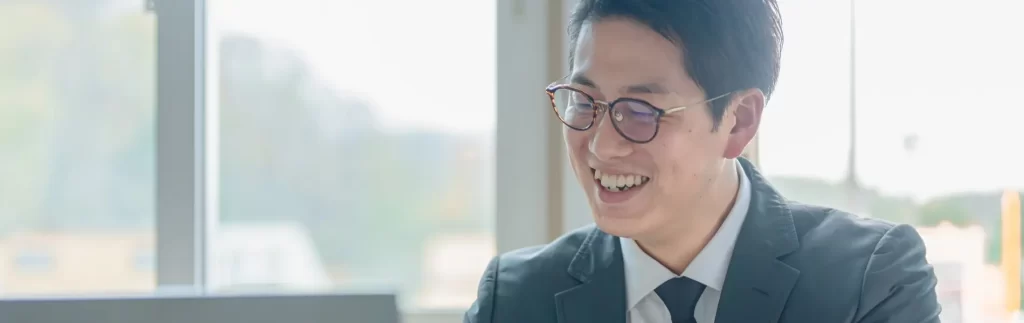 ページヘッダー背景にアイキャッチ画像を使う・使わないを選べます