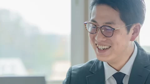 ページヘッダーの背景にアイキャッチ画像を設定できるようになりました